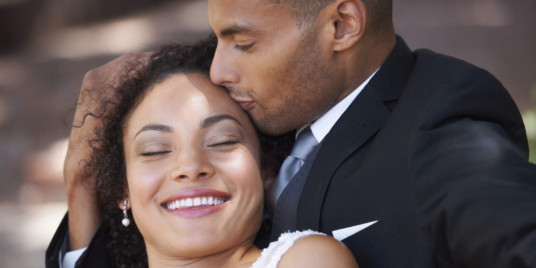 10 Former Virgins Tell Me Why They're Glad They Waited Until Their Wedding Night