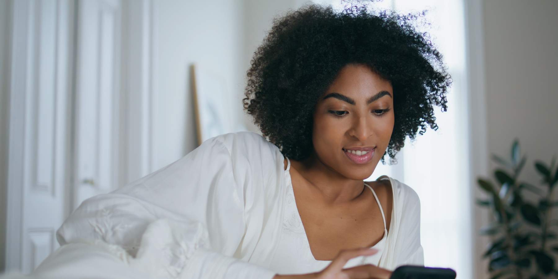 These 5 Simple Words Changed My Dating Life & Made It Easier To Let Go Of The Wrong Men