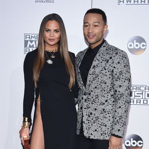 5 Celebrity Couples Who Revealed They Sleep In Separate Bedrooms