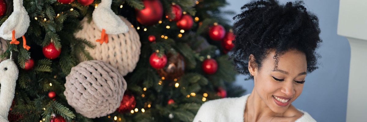 Not Going Home For The Holidays Helped Me Choose Myself