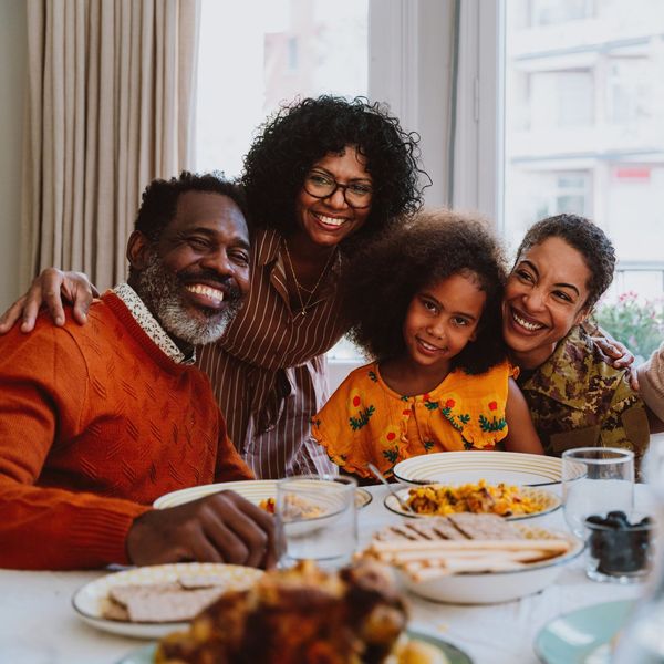 7 Tips For Deactivating Family-Related Triggers This Holiday Season