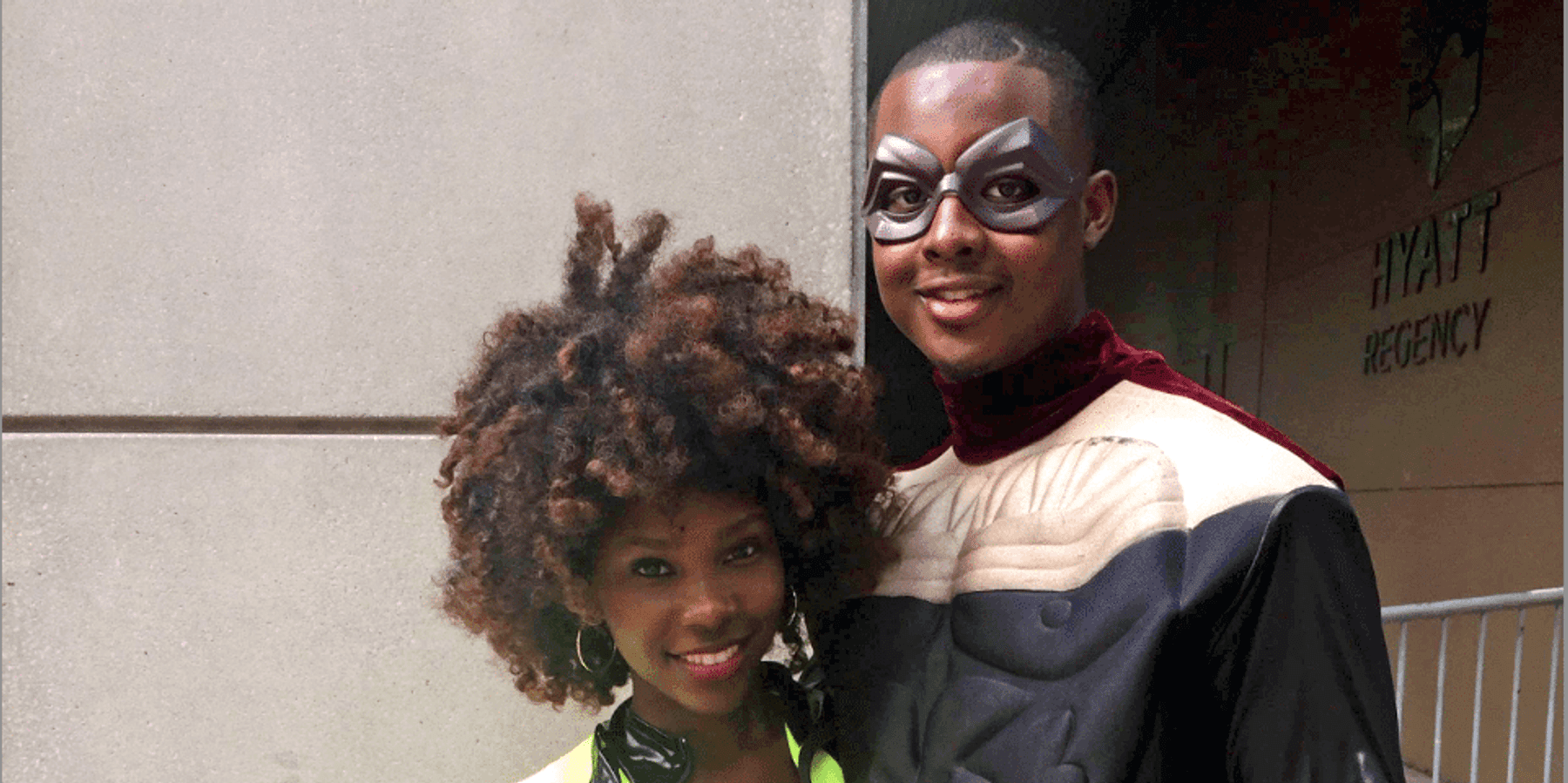 What Attending Dragon Con Taught Me About Being A Supportive Girlfriend