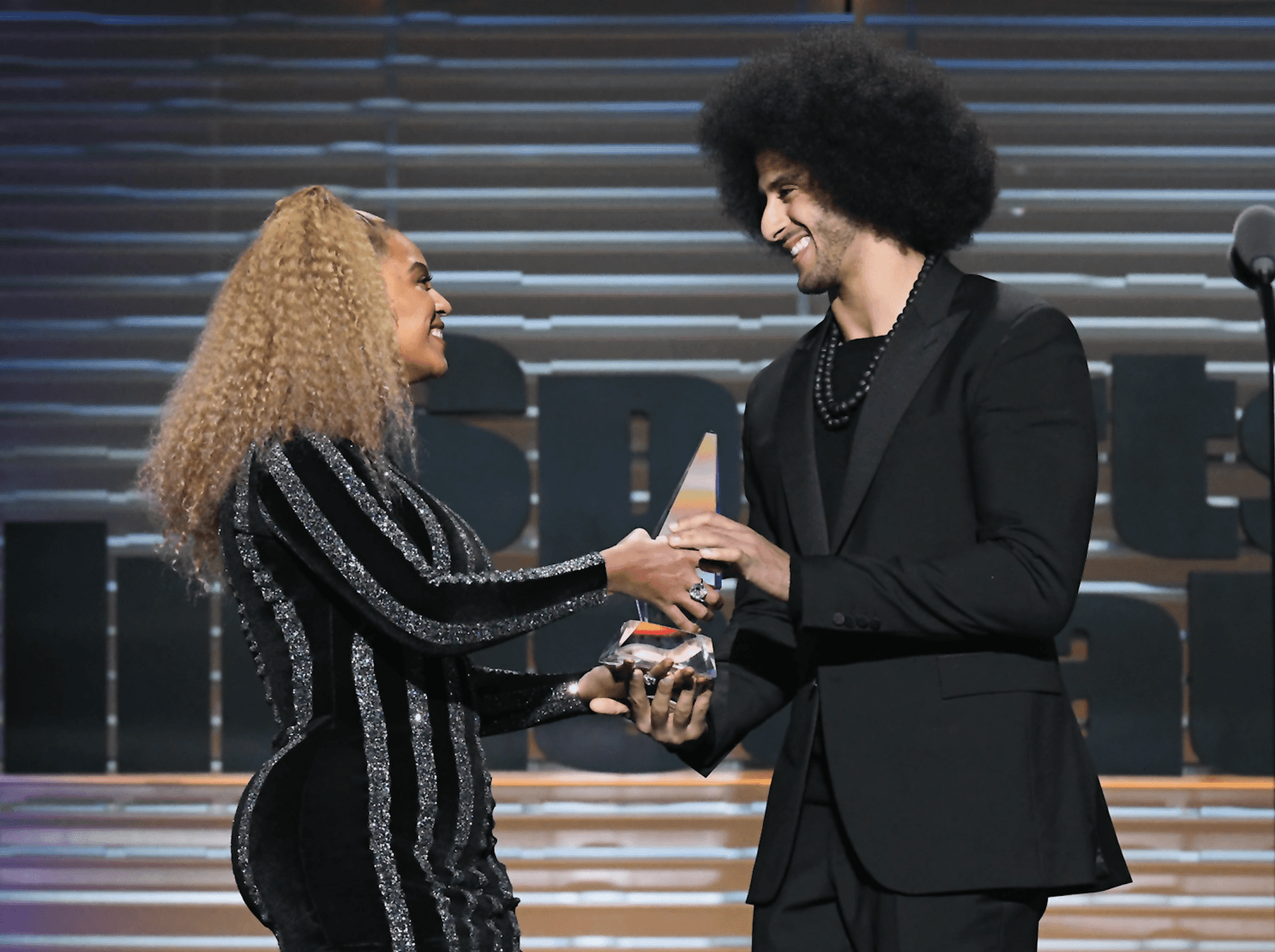 Beyonce: "Thank You Colin Kaepernick For Your Selfless Heart And Conviction"