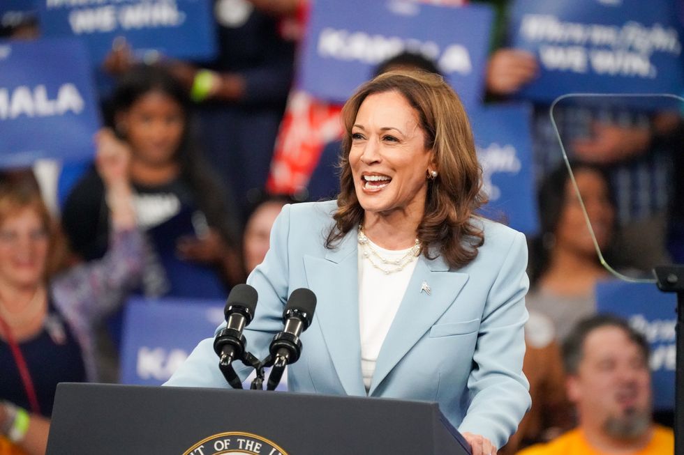 Kamala-Harris-Atlanta-campaign-rally