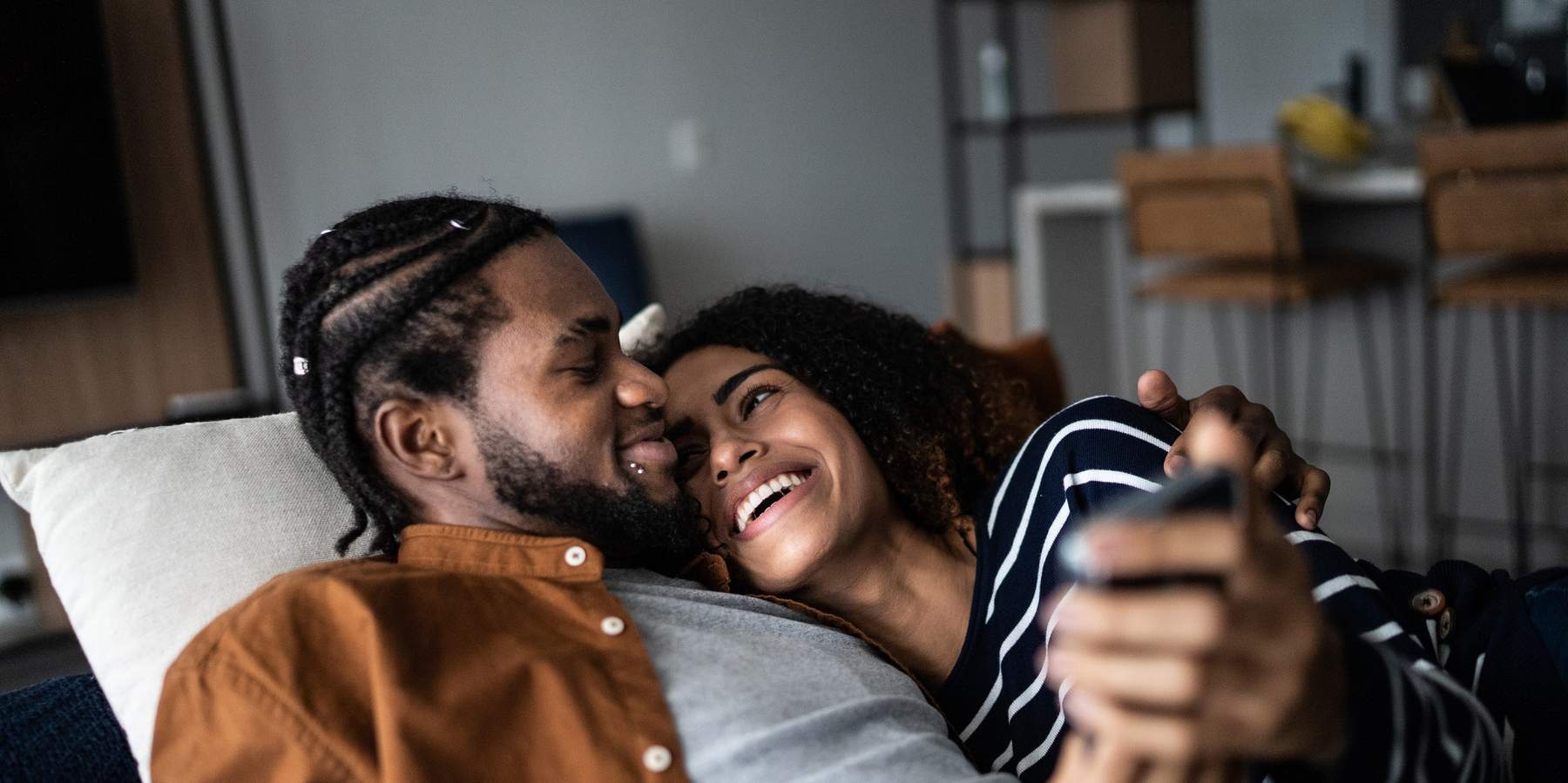 Leo-love-compatibility-best-worst-zodiac-matches