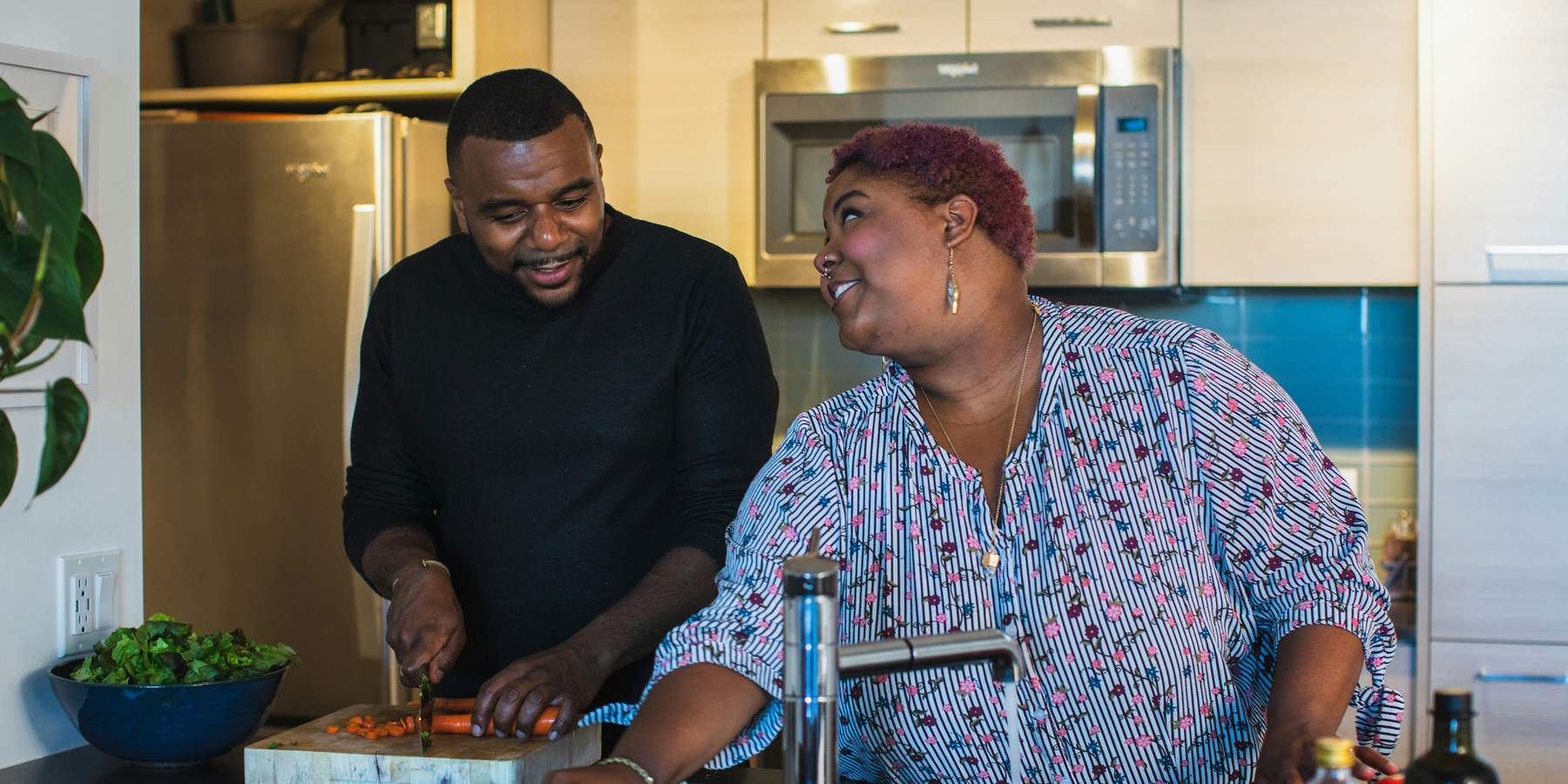 If You Don't See These 10 Things On The First Date, Don't Bother With A Second.