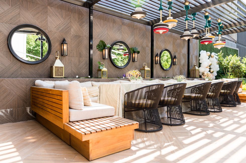 outdoor rooftop party decor