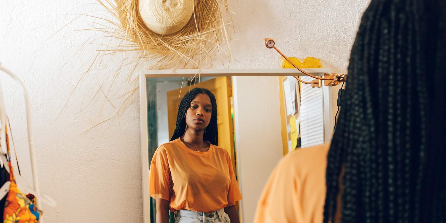 scientific-reason-for-why-you-have-i-feel-ugly-days