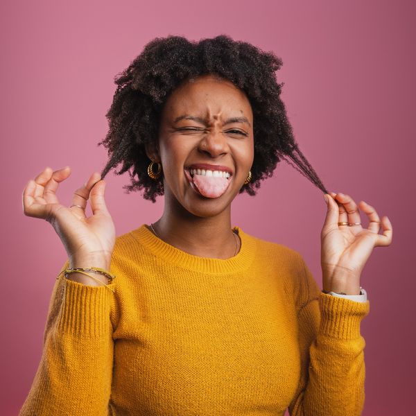 Stretching-your-hair-safely