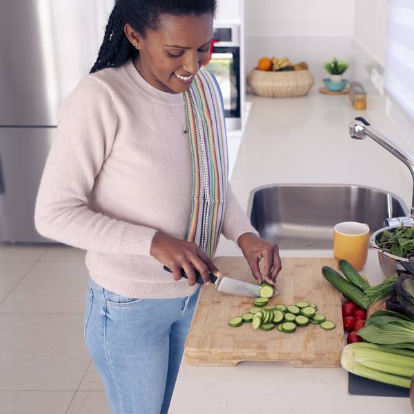 Viral-cucumber-sweet-pepper-salad